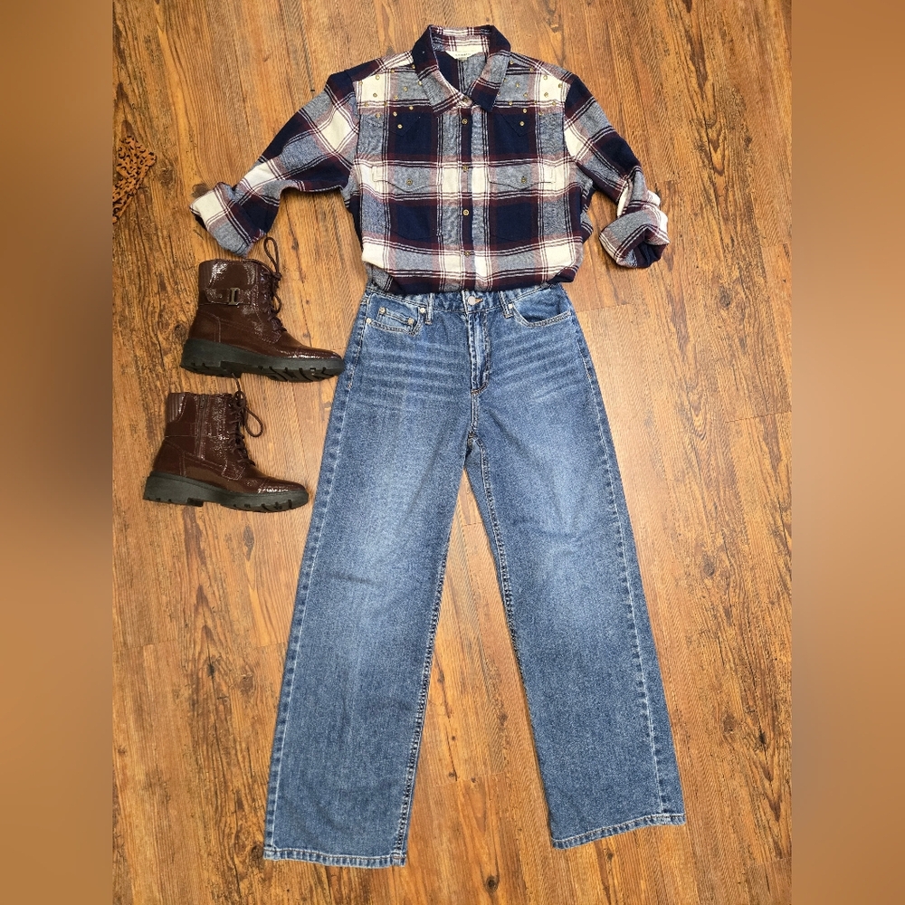 Oate Straight Jean 4 pristine super soft thin denim cool comfy